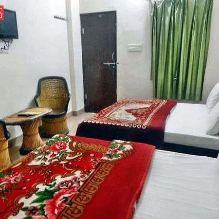 Adb Rooms Amer Resort Ranthambore Exterior foto